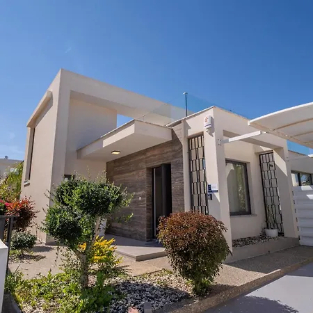 Phaedrus Living: Luxury Seaview Panorama Protaras